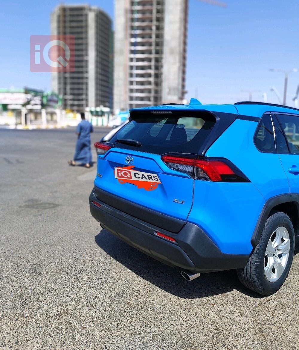 تويوتا راف 4